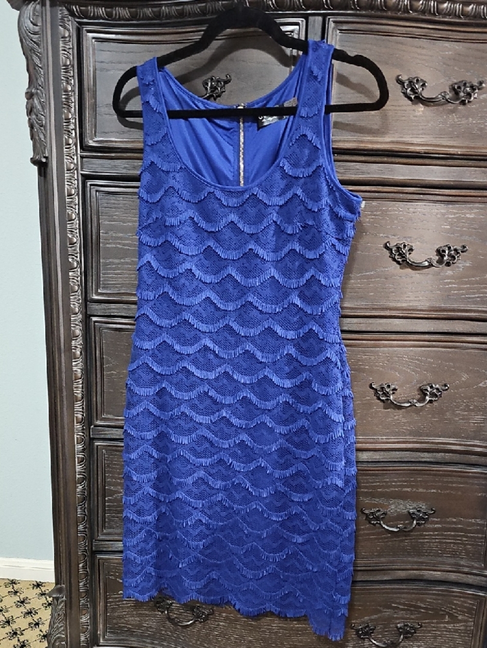 Guess Royal Blue Sleeveless Scalloped‎ Lace Shift Dress